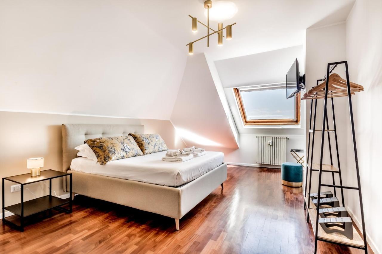 Bbhome Penthouse Bright And Elegant Metro Conca D'oro Appartement *